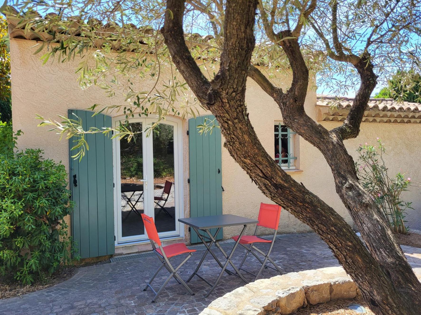 סן-מקסים La Villa Romeo, Piscine Et Spa מראה חיצוני תמונה